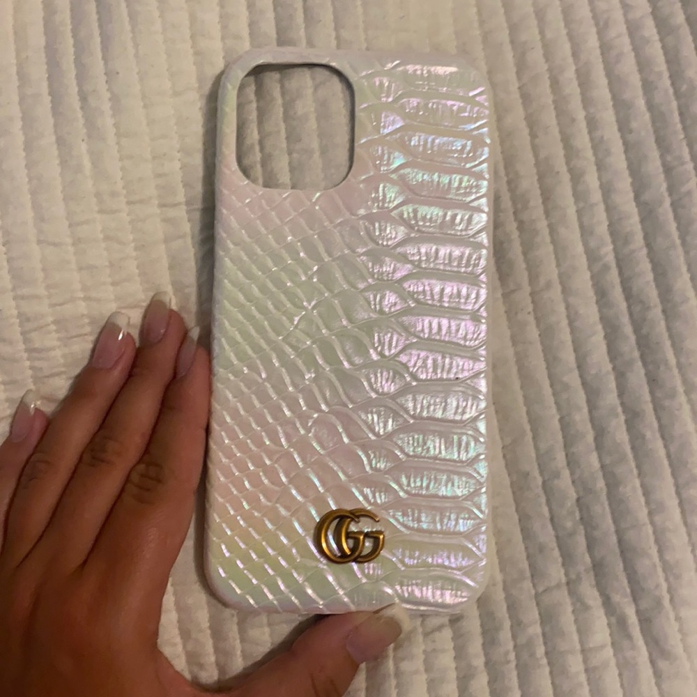Gucci 12 Max Pro Case